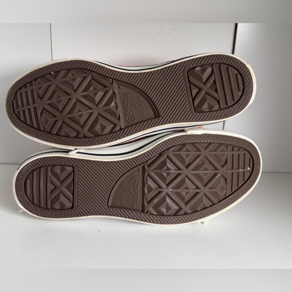 Converse Chuck Taylor All Star High 
Sneakers In Orange/White Sz 6.5 - Picture 6 of 6